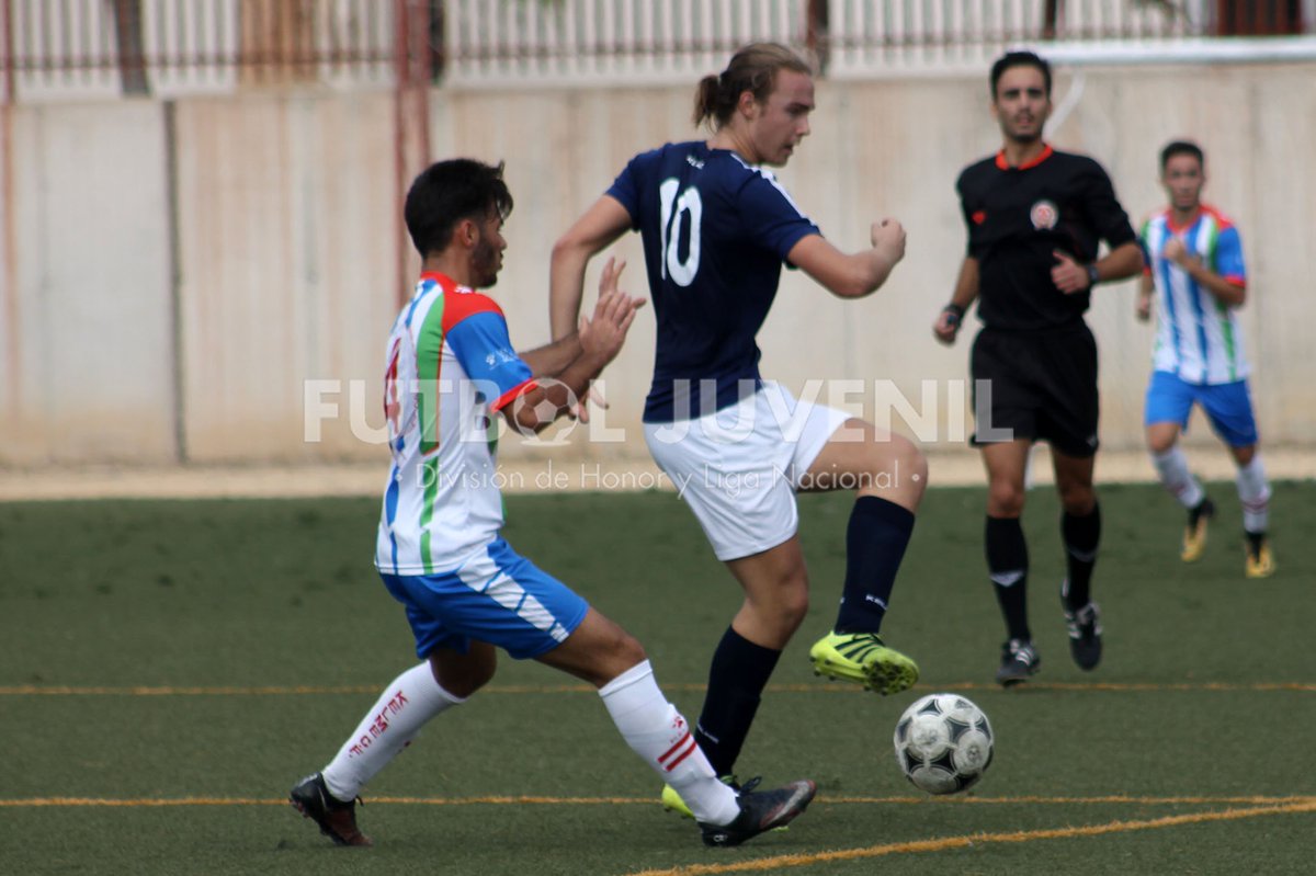 futboljuvenil_'s tweet photo. GALERIA FOTOGRÁFICA | Disponibles las mejores imágenes del @KelmeCF - @CF_Huracan de Liga Nacional 8 - https://t.co/wixMkR6GXh https://t.co/BGEH5DCG88