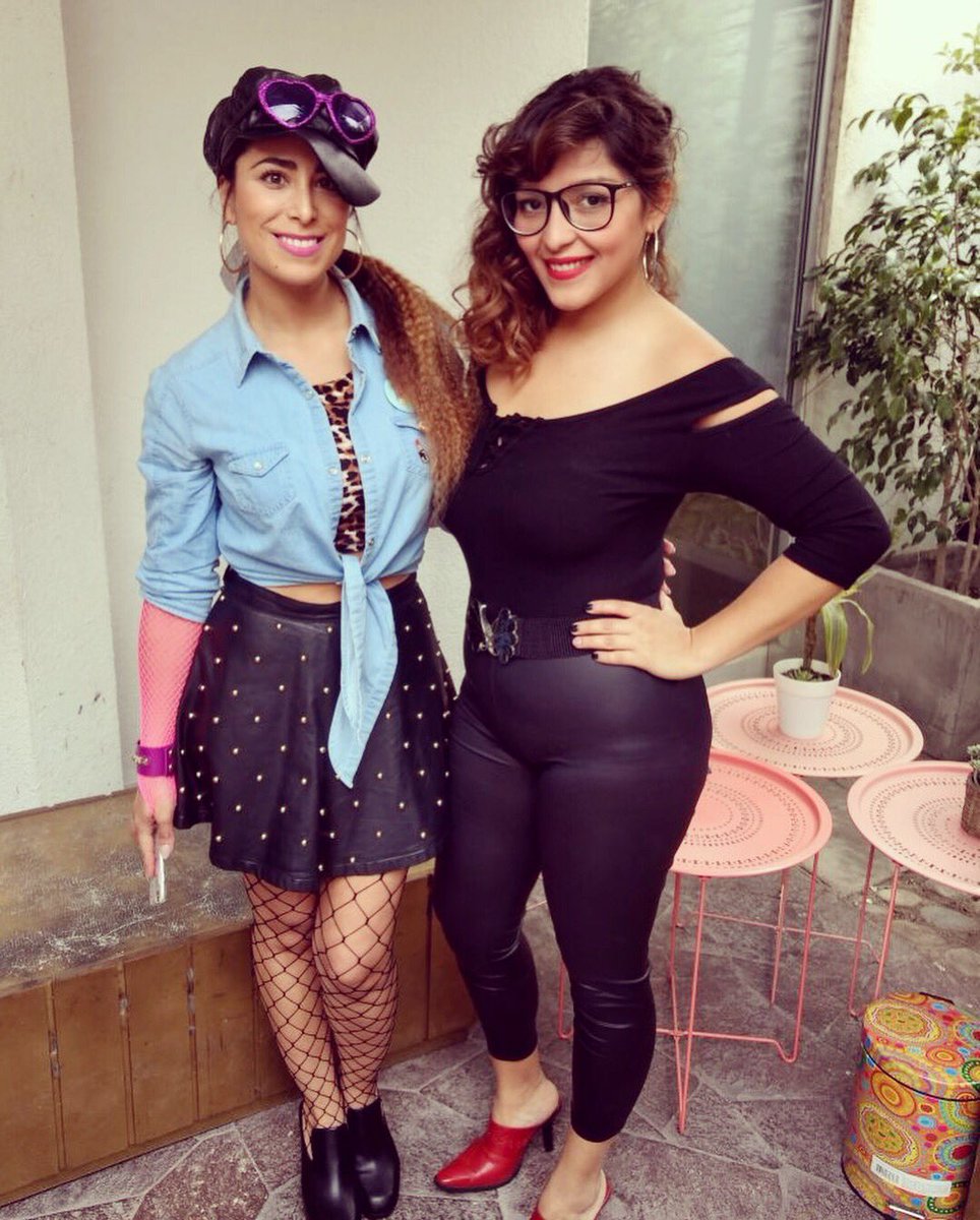 LaGuapaSimona's tweet photo. Todo lo q es #Halloween2017 #ochentero en LGS 🎃👻 https://t.co/xiKApHbSqz