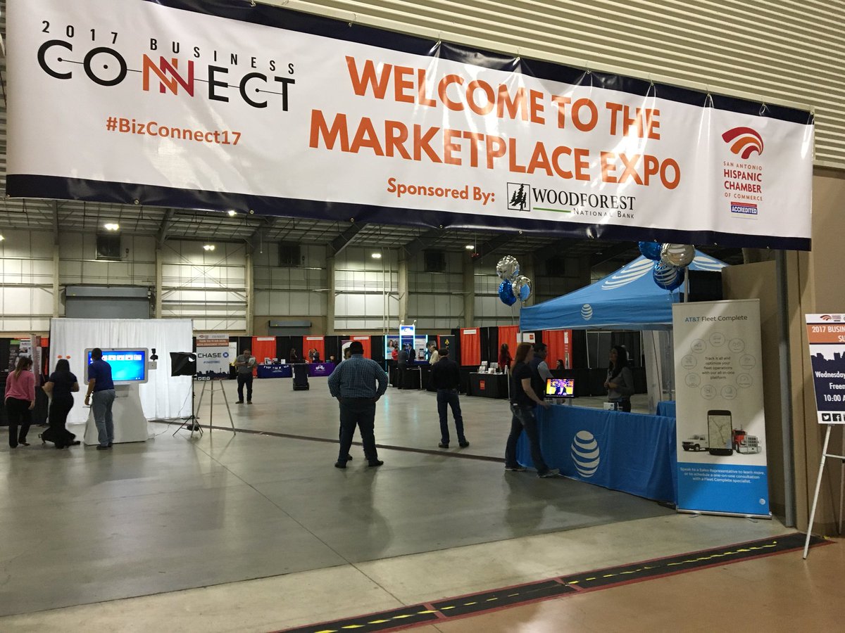 andrew_medrano's tweet photo. We’re live on the scene at @SAHispanicCC #BizConnect17!@ATTSmallBiz @PicoDGalo @gigem96r https://t.co/PrQxpSH7YM