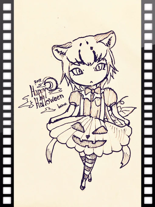うちのオセロットちゃんはずっとハロウィン衣装着てました 
