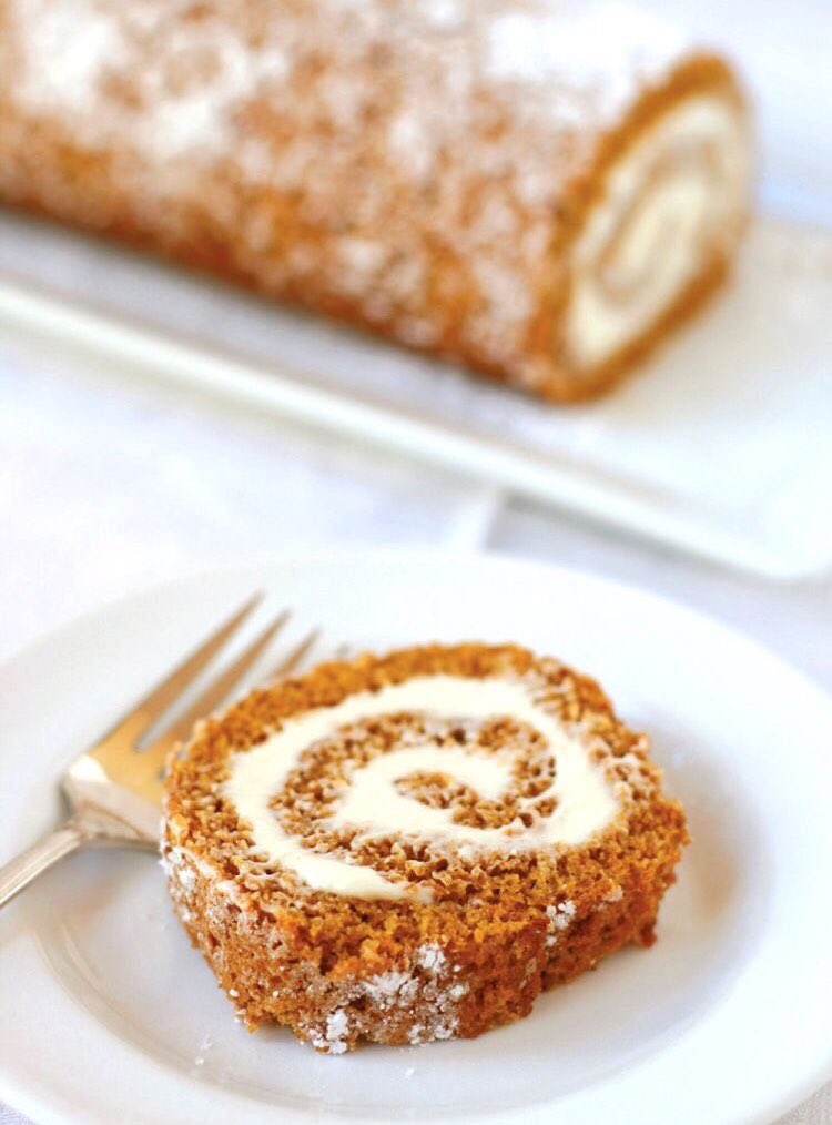 RHS_Cafe's tweet photo. Pumpkin roll season has started!!🍁🍂#prostartprogrm #txprostart #madeinprostart #iloverisd #jacketlearn #heathawks order yours now! https://t.co/eUCpH9fDDn