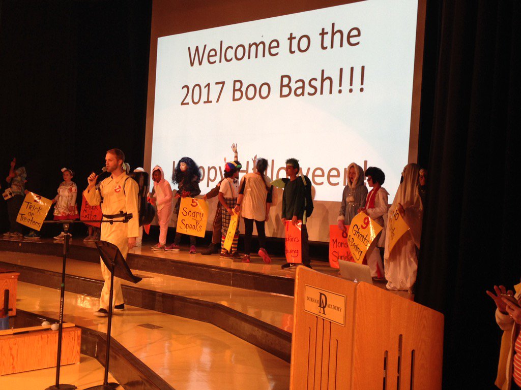 Comets206's tweet photo. We're leading the Twelve Days of Halloween song. #lsboobash @DurhamAcademy https://t.co/20gtHRcjoM