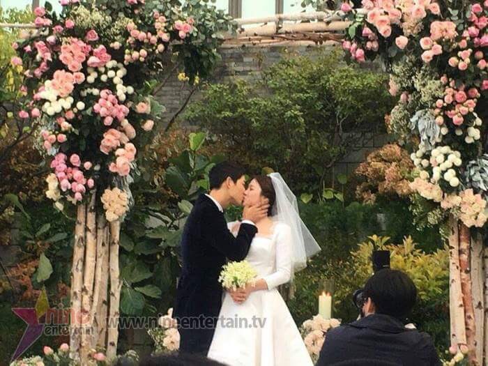sjkfacts's tweet photo. 171031 Happy Wedding https://t.co/KYSuXvi5rO