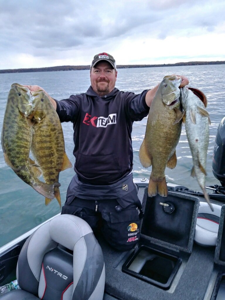 Customfishn's tweet photo. Best 5 fish limit I've ever had 28.11 pounds! #NorthernMichigan #Mulletlake #2kjigs #lakechamplainlures #BassProShops #Lew's #RecLending https://t.co/1yjoF8emp5