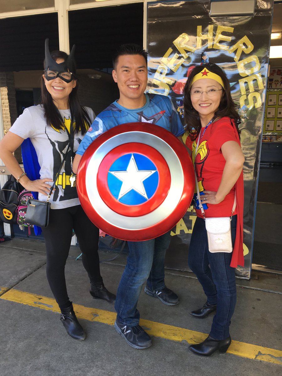 oh_aeri's tweet photo. Superheroes will come to your rescue.... Happy Halloween! 😋  #RichmanRocks #fsdlearns https://t.co/8r3dDdsbSZ