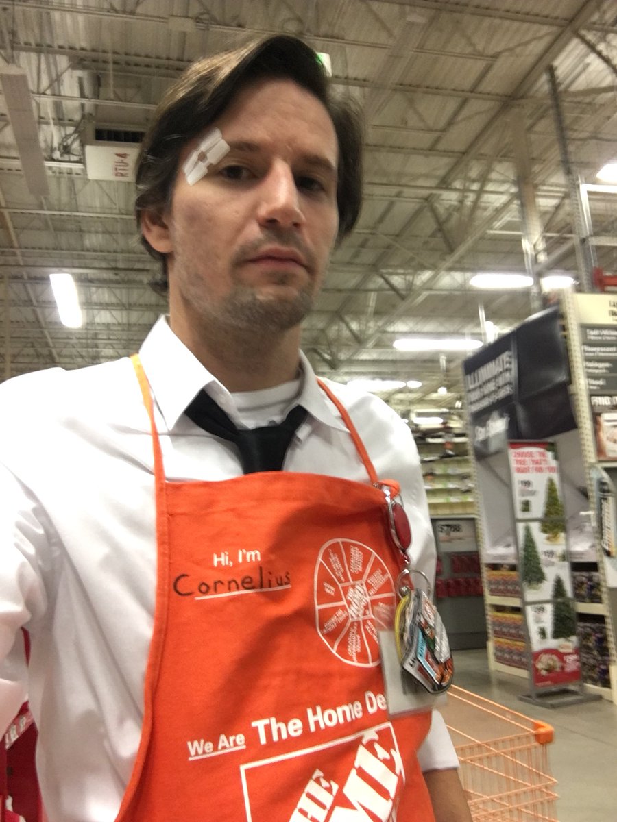 Joey_Renner's tweet photo. The first rule of THD, talk about Home Depot...
The second rule of THD, dont forget to dress up for Halloween/CAM: https://t.co/nR1nyfKgdo