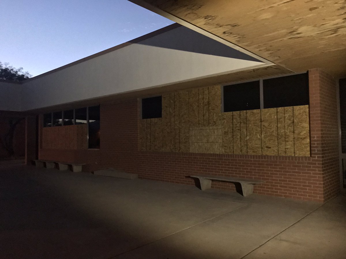 vickikarrnews's tweet photo. Windows boarded up this morning after vandals hit 4 Amphi Schools @TucsonNewsNow #Tucson https://t.co/DjjXmMMMYS