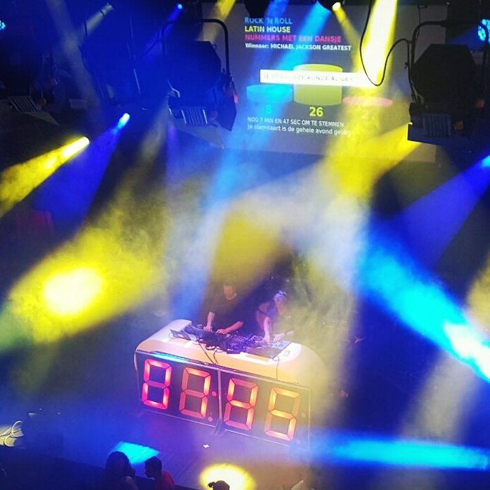 Superstijl tweet media