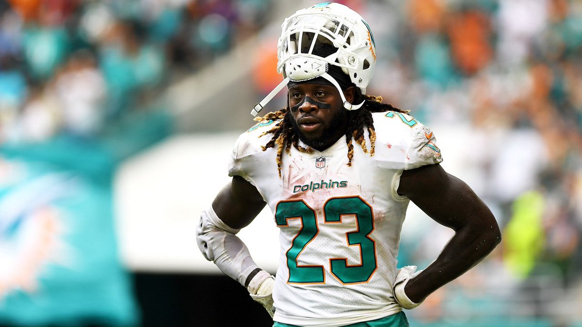 #BREAKING Dolphins reportedly trade RB Jay Ajayi to Eagles for 4th Round draft pick bit.ly/2z1pKTS?utm_so… https://t.co/qLPl18DcFH