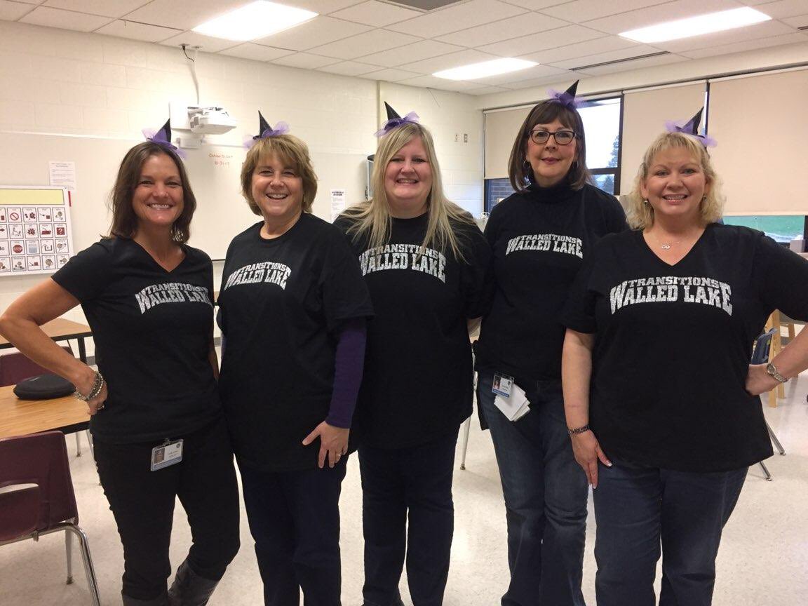 sandy_jenkin's tweet photo. Transition Tier 3 Trick-or-Treating! @WalledLkSchools https://t.co/ukjAukSRfO