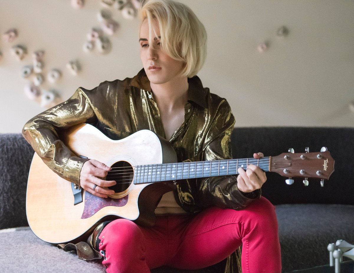 RickyRebelRocks's tweet photo. "The New Alpha is OUT!" -  iTunes: https://t.co/OfjdQugBSd
Stream/Add on Spotify: https://t.co/t5z3bwlyoy
CD Baby: https://t.co/bmLBm0oasf https://t.co/Ib8bVe62bm