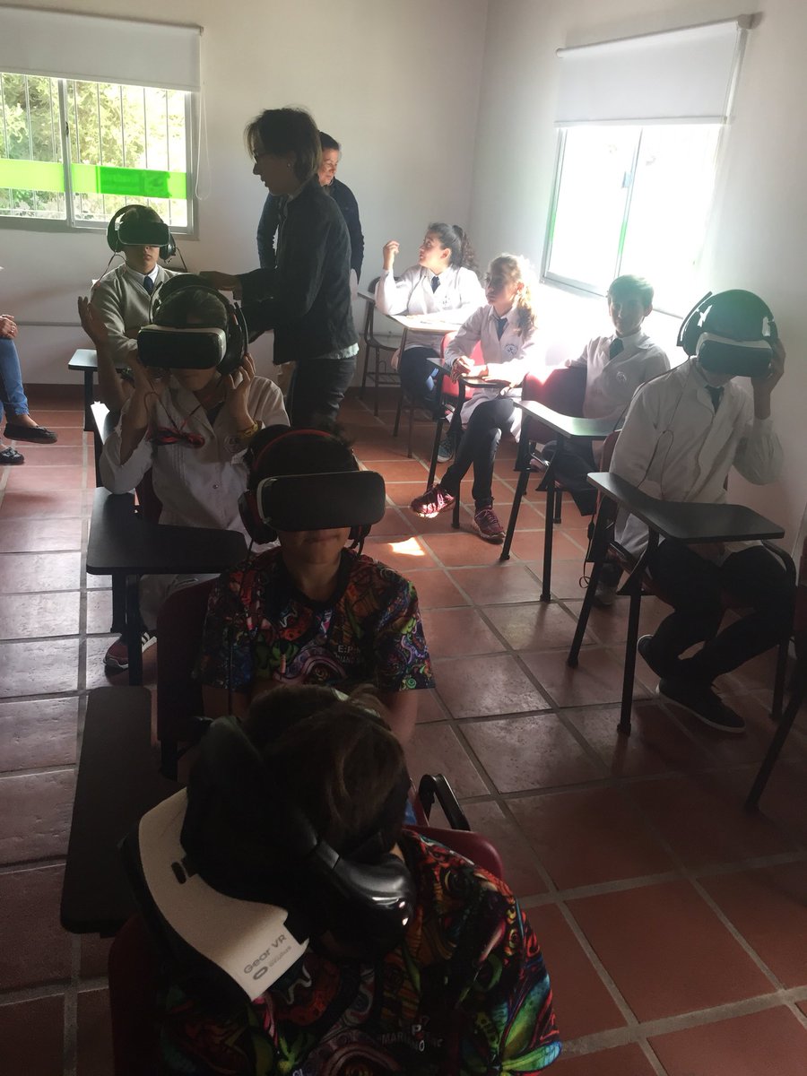 Zaal_86265's tweet image. Hermosa Visita de 6 año EP y 1er año ES de Sansinena a Casa RED #AprenderJugando #REdVirtual @Munirivadavia1 @JUReynoso