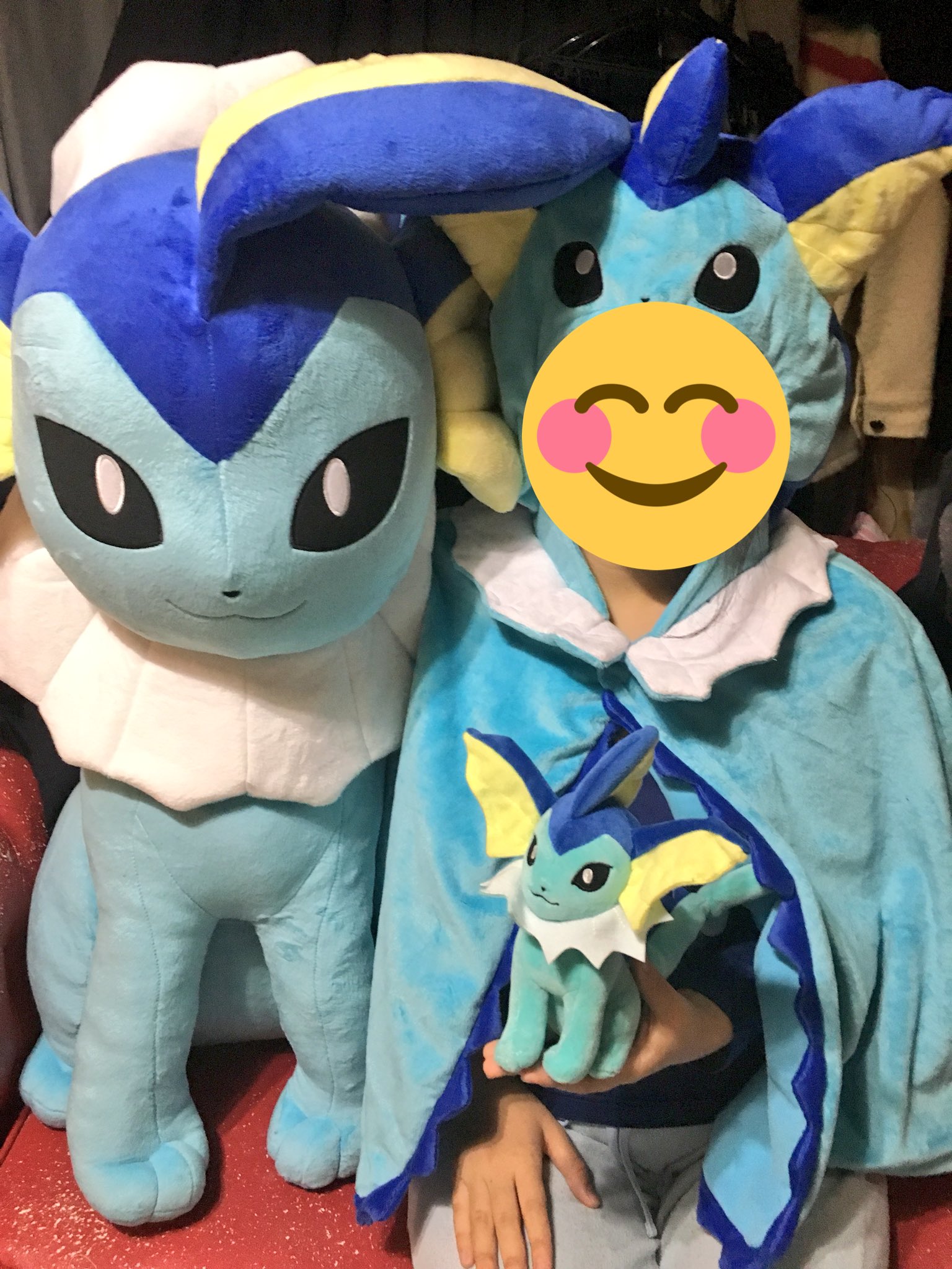 もみねこっ 等身大シャワーズぬいぐるみがついに到着 ヾ ﾉ こんなにシャワーズって大きいんだね シャワーズコレクションの最も貴重なグッズに仲間入りしたよ シャワーズコレクション シャワーズ もみ猫メモ T Co 4rg2meeee8