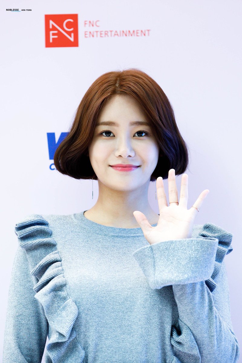 921230_net's tweet photo. 171012 FNC WOW 

https://t.co/vR4DfHW8EU

#AOA #유나 #YUNA (@offcial_AOA) https://t.co/GEuZ9YF68F