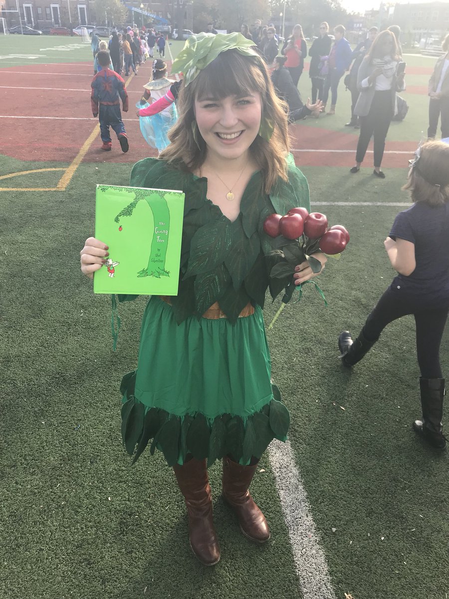 ElenaBell23's tweet photo. Teachers Edition of Book Character Dress Up😂 @CHCSPTA @dcpublicschools https://t.co/ddXVrrBIi1