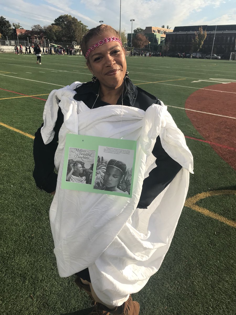 ElenaBell23's tweet photo. Teachers Edition of Book Character Dress Up😂 @CHCSPTA @dcpublicschools https://t.co/ddXVrrBIi1