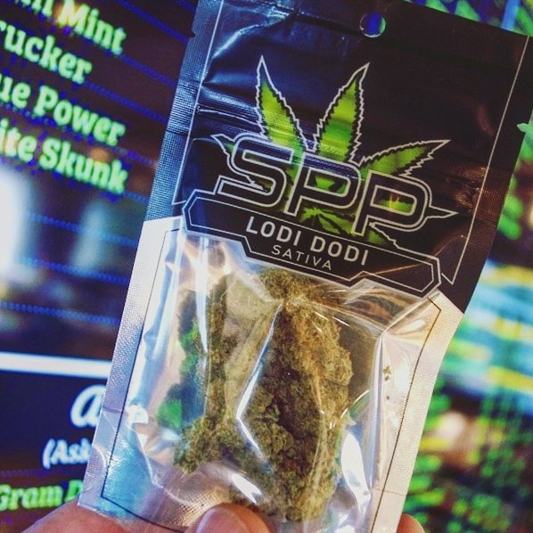 HLC_Skagit's tweet photo. Tons of new product in from @SmokeyPointProd, who'll be at our Grand Opening party Nov 3-4!! #UDownWithSPP #pnwstoners #CannabisCommunity https://t.co/zYEup2firs