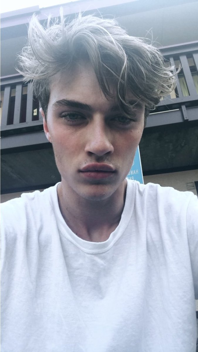 _FreezeGuy's tweet photo. 𝕎𝕚𝕟𝕥𝕖𝕣 𝕚𝕤𝕟’𝕥 𝕔𝕠𝕞𝕚𝕟𝕘, 𝕀 𝕒𝕞 𝕨𝕚𝕟𝕥𝕖𝕣 . https://t.co/nOWA7c6TwW