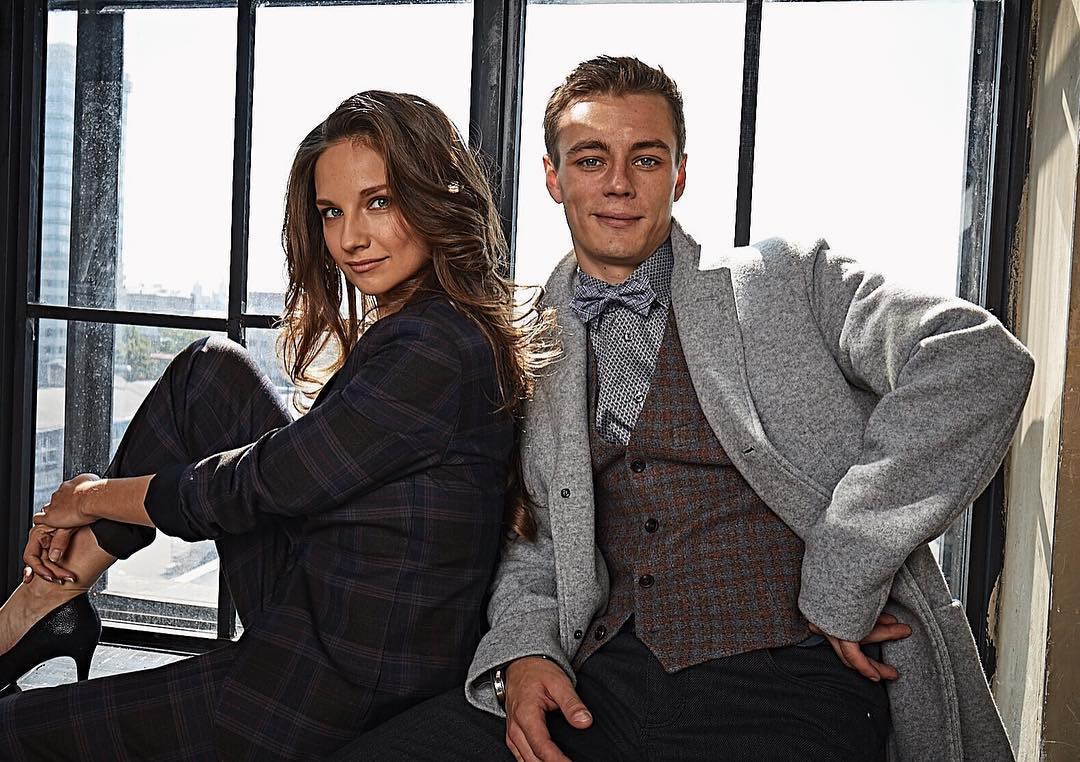 molodejca's tweet image. Коллега Ильи — Маша Иващенко обновила свой «instagram» фотографией с Ильей и подписала её:

— Однажды получилось так, что съёмочный перио...