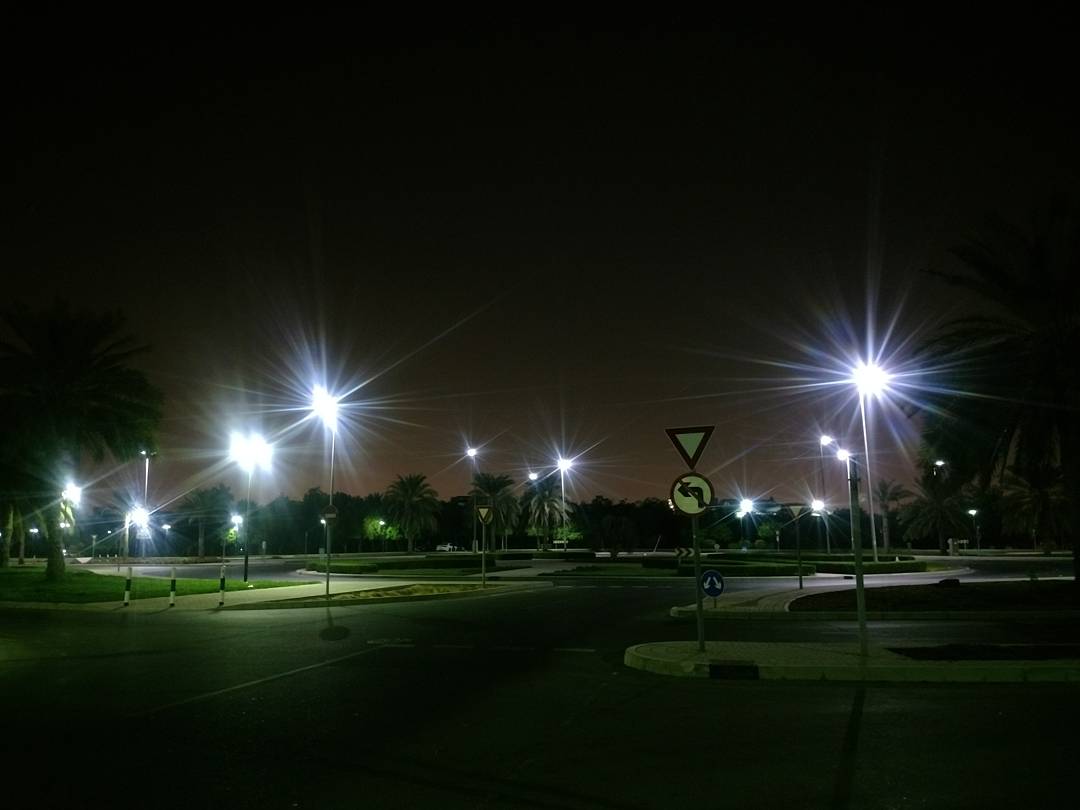 19SkLmn's tweet photo. You can't Fight the Dark
You can Wait for the Light
You can Look for the Light
You can Share the Light
Or
You can Shine
#MotoZPhotography
#MotoZClick
#MamzarBeach
#Dubai
#SnapFilter
#Original
#Darkness
#StreetLights
#MotivatingMyself
#MotivationalQuotes
#LeePicts
#ShineBright https://t.co/Le1HqDU7ps