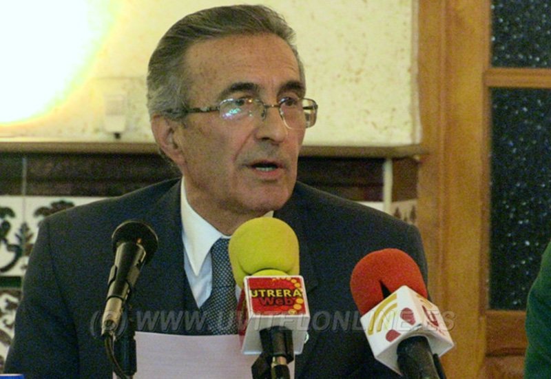 Fallece a los 71 años de edad Juan Cerrillo dlvr.it/PyW0xY