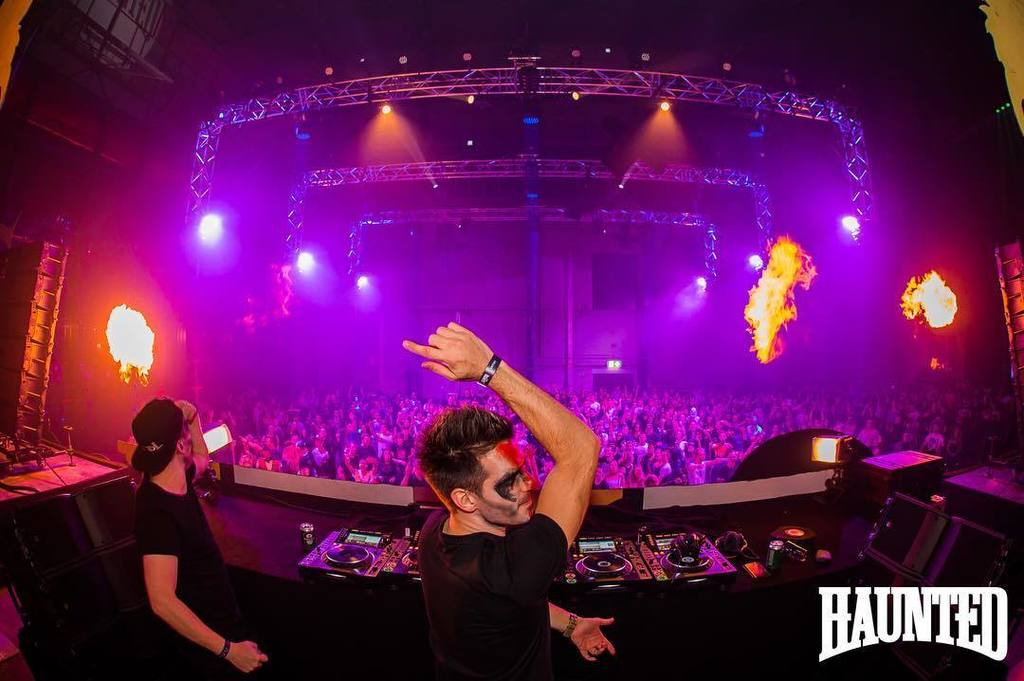 Flleeexxxx 💪  @nikkifotos https://t.co/ceO08SKLlp