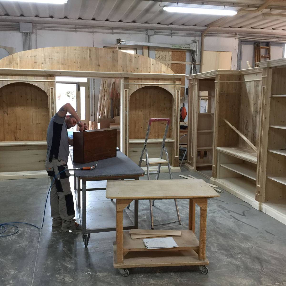 Porte del passato on twitter: work in progress #arredamento ... Le porte del passato