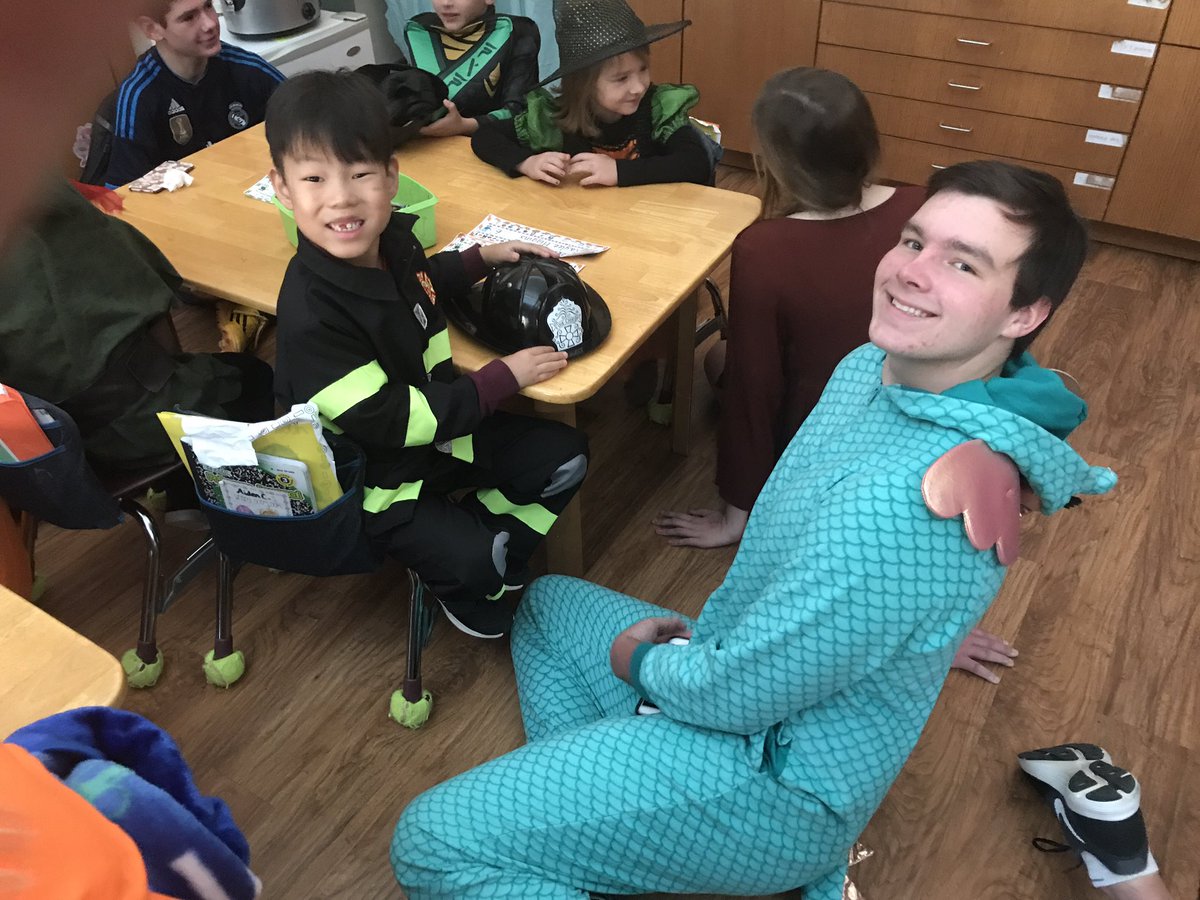 JenniferFurnish's tweet photo. Kinders and Seniors at Westlake 😍 So impressed by our students! #WAGrateful #WAExcels https://t.co/VlbKmOfkMD
