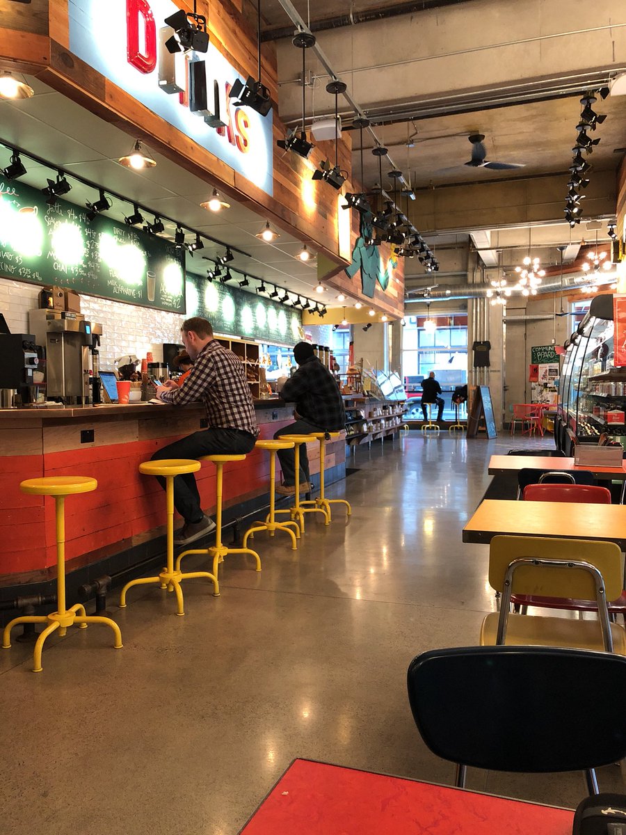 24_architect's tweet photo. @EAJS44 @tigers @kginger enjoying breakfast on Woodward this AM - #BuildDetroit https://t.co/vwo39FRUS1