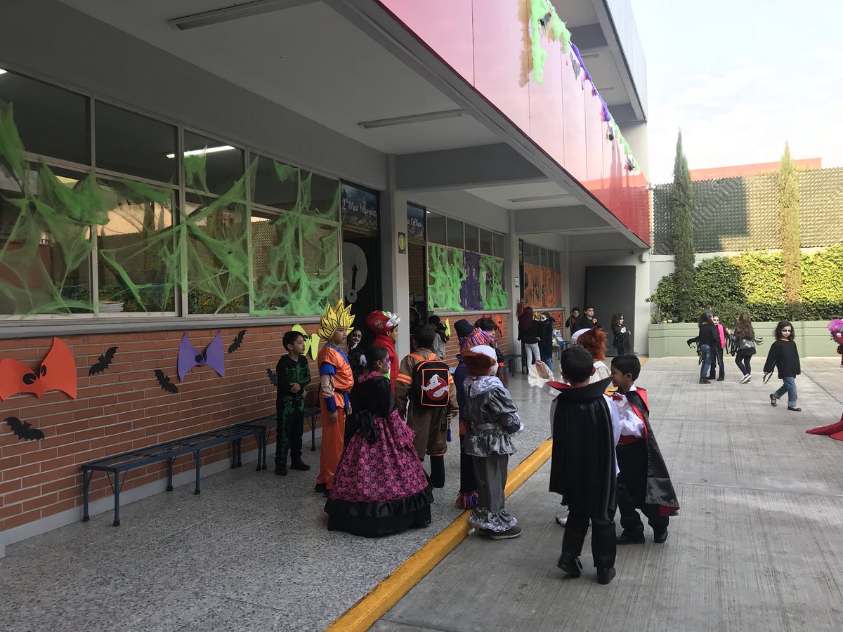 CoordLizbeth's tweet photo. Welcome to our Spooky Lancaster Halloween Party 🎃 https://t.co/REIqFzgfNJ