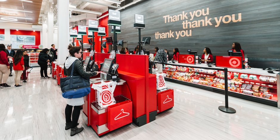 TargetNews's tweet image. [VIDEO] @Target's investing in store tech to make your #TargetRun easier. Mike McNamara explains the new updates: tgt.biz/vl2up