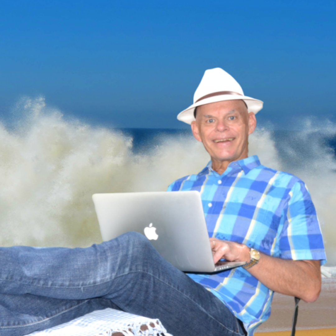NilssonJanOlof's tweet photo. #WorkFromAnywhere . An Internet connection and you are in business. Get your #freevideoseries teaching you how ==> https://t.co/o0NV0XtUiW https://t.co/pCBhYZzTC4