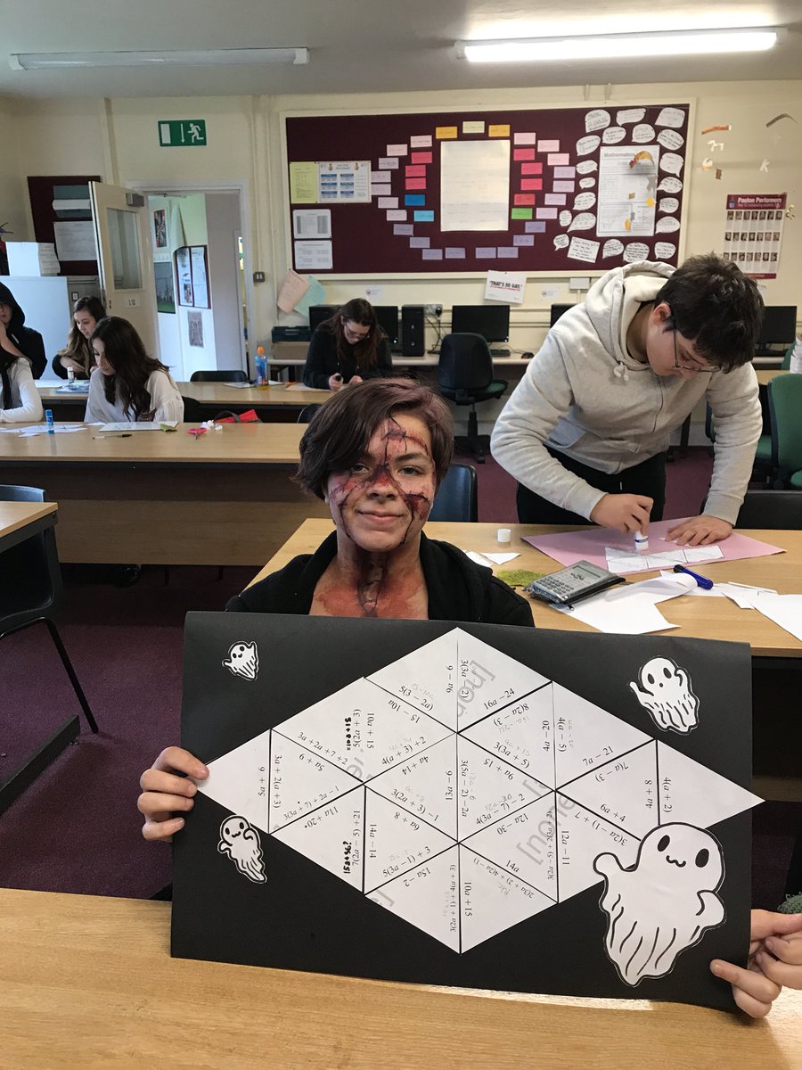 MathsPaston's tweet photo. Happy Halloween https://t.co/FjKBdnQ7gS
