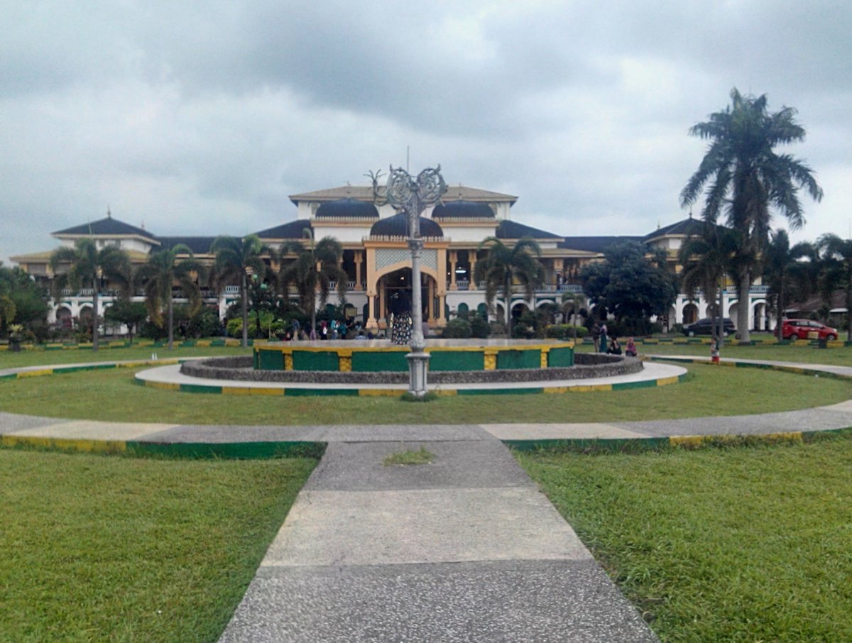 SumatraPackages's tweet photo. #MaimunPalace in #Medan #NorthSumatra Service Time from 1-10am GMT #PlacesToVisit in #Indonesia #SumatraPackages #TravelAgency #TourPackages https://t.co/ne6Gj6Y6RN