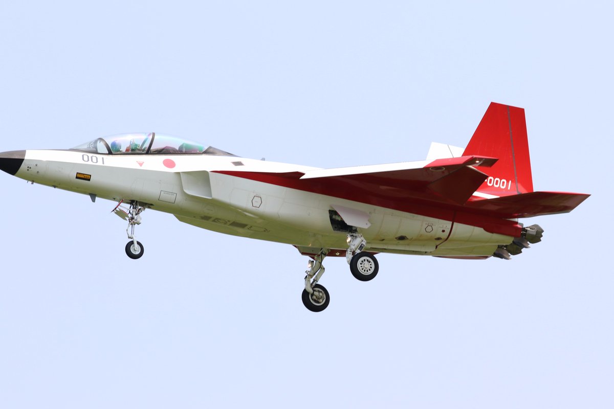mataariR25's tweet photo. 今日がX-2のラストフライだったらしいので。
1：昨年の航空祭にて、2：撮り損ねたX-2(17/5/29)、3：飛ばなかったX-2(17/9/29)、4：ようやく撮れたX-2はスピンシュート付きの初フライト(17/10/5) https://t.co/YbToRR1JSj