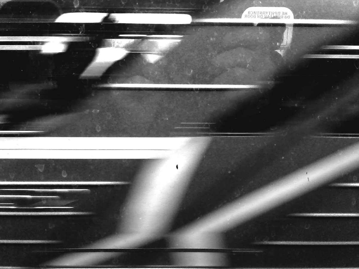 _antinomic_'s tweet photo. #monochrome #bw #movement #2mpx https://t.co/3osFwlYHfK