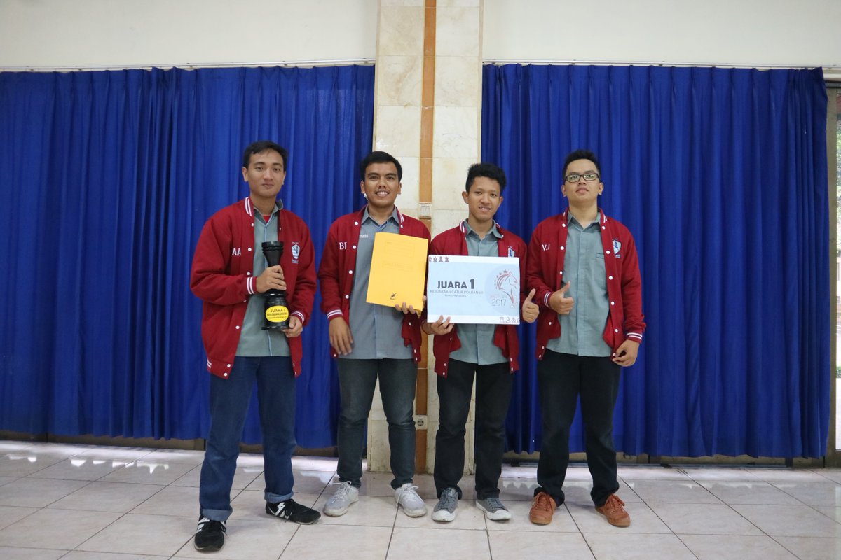 [KABAR JUARA]

Tim Catur UGM berhasil meraih Juara 1 pada Kejuaraan Catur Polban VII, Bandung, 28-29 Oktober 2017