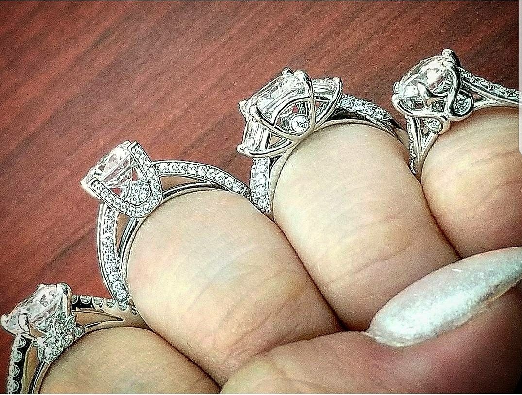 DesignsbyVatche's tweet photo. Because we believe your #engagementring should look gorgeous in any angle. #designbyvatche #diamondring #engagementringsettings https://t.co/MXJwEtijFM
