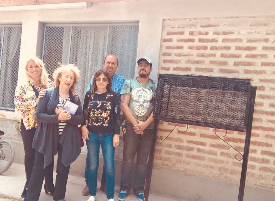 MDSNacionNqn's tweet photo. Con @BermudezNQN iniciamos gestiones con la ONG Caminos de Esperanza para fortalecer su trabajo comunitario en Nqn #SUMARSUMAR #CDRcerca https://t.co/E0LerAjXIs