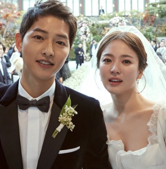stitch_pololo's tweet photo. ปล่อยรูปออกมาแล้ว ยินดีกับจุงกิอปป้าและซงฮเยกโยออนนี่ด้วยค่า
#SongSongCouplewedding https://t.co/OfdbkyBGRa