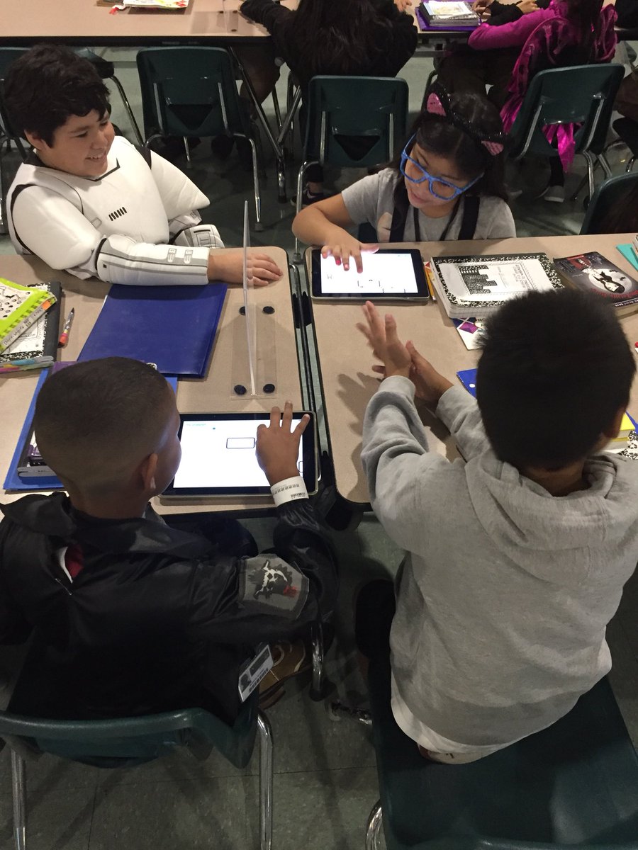 LeslieThier15's tweet image. Writing camp day 2! Let’s the kiddos jot ideas in popplet! #technologyinwriting #popplet #LPEPawsUp  @krios1022 @MissDLR127 @to