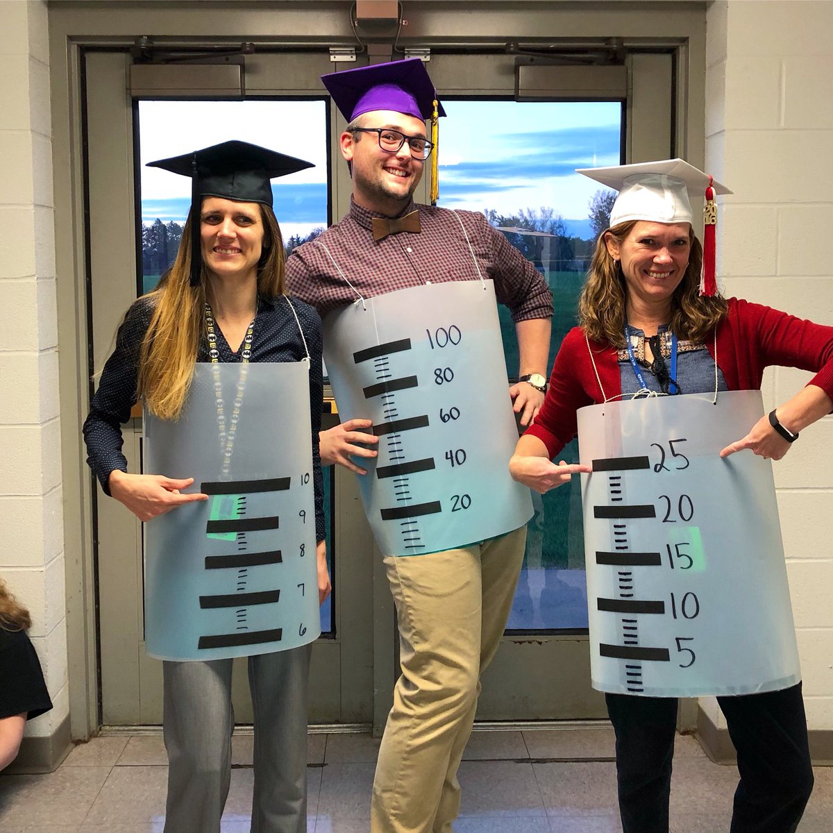 BisonPrincipal's tweet photo. Measuring volume like pros #graduatedCylinders #bhshalloween2017 https://t.co/dHQfcsjvaA
