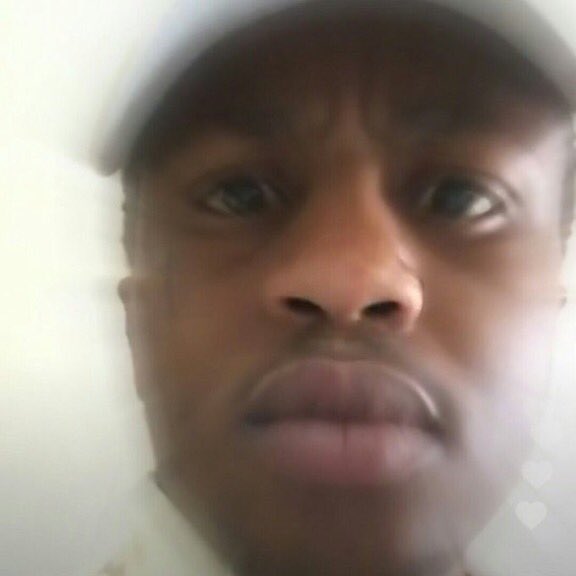 AceSavageSA's tweet photo. @NpkTwiceSA longer then emtee 😂😂😂😂 https://t.co/xXFiUTSp3r