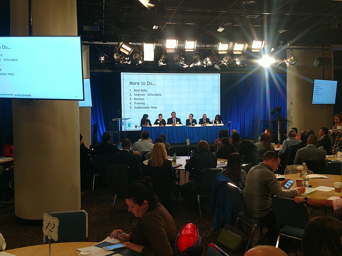ConnectHome's tweet photo. #maketheconnection2017
Connecting with Residents https://t.co/dcQnjMiqVc