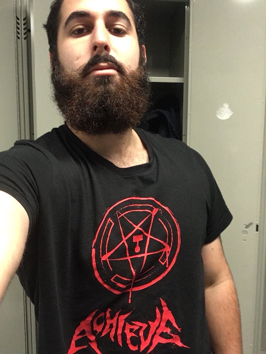 Jonathan_Givon's tweet photo. @TheRTStore @AchievementHunt arrived on Oct 8 and have worn no other shirt all month #rtmerch https://t.co/nlfgi3jT8M