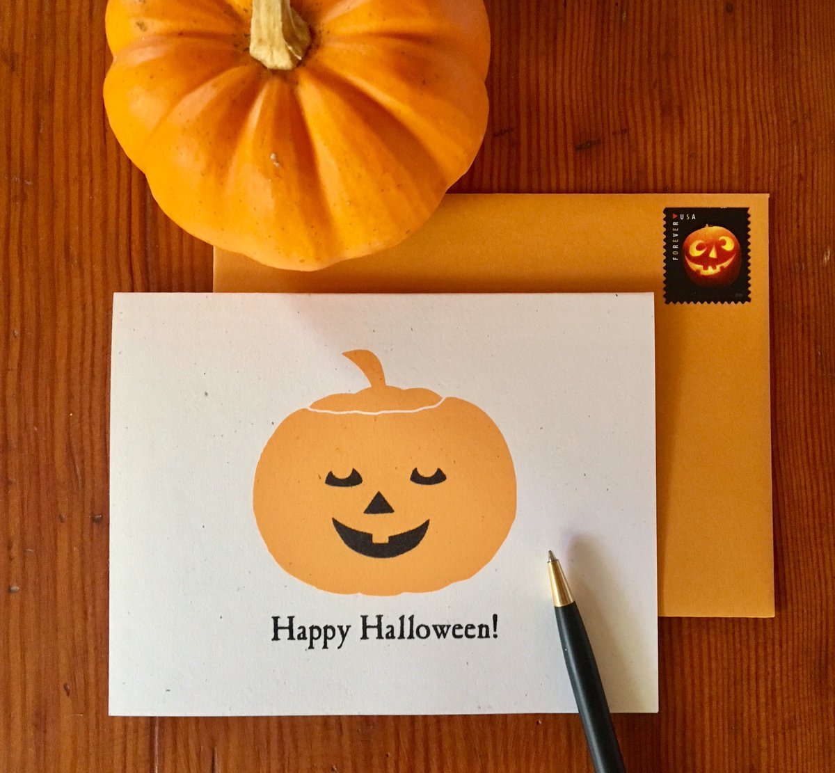 HTBStationery's tweet photo. #HappyHalloween 🎃 https://t.co/3Nm0pF8HQ2