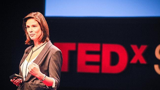 interualla_br's tweet photo. Quer conhecer mais sobre a nova era de colaboração na economia? Estas 
@TEDTalks podem ajudar: https://t.co/BTulhdyoAm #EconomiaColaborativa https://t.co/lYviyzRvB6