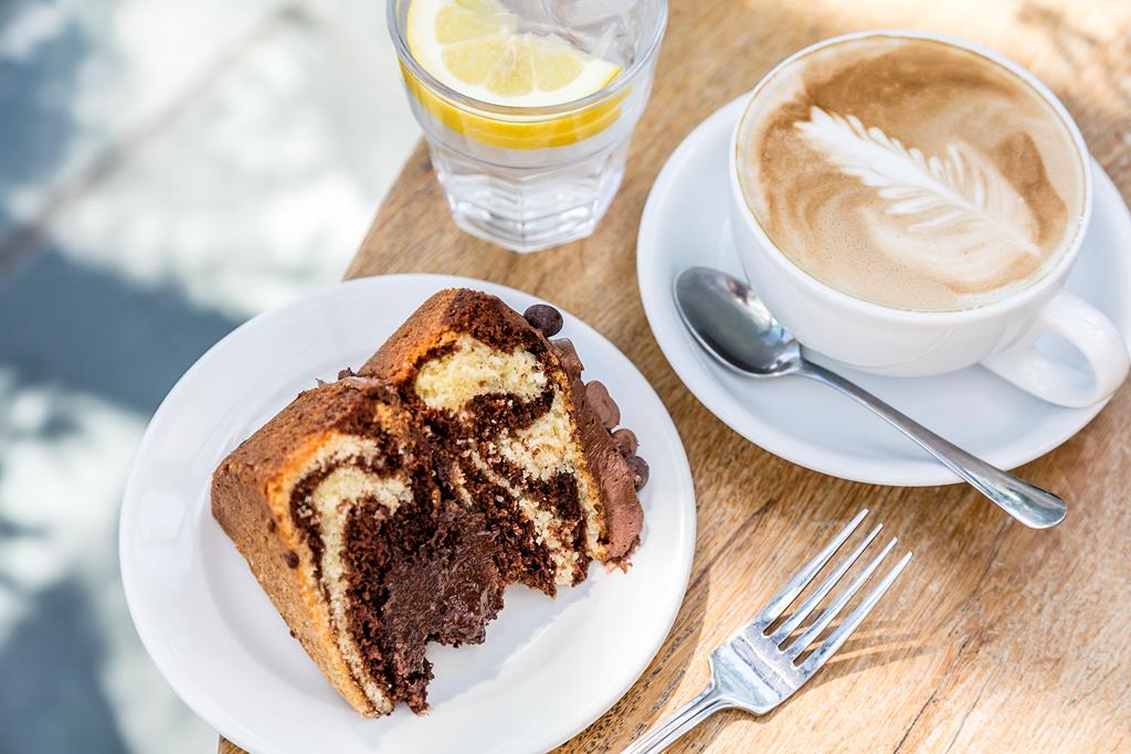 We need a name! Long Ashes cafe is looking for a name and we need a little inspiration. Post your suggestions here!