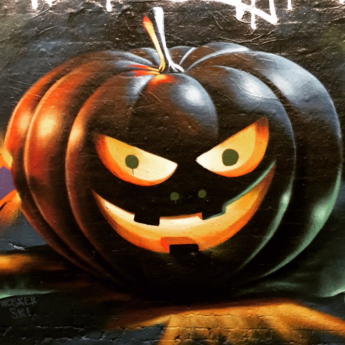 Future54London's tweet photo. Leake Street tunnel is just behind our offices, and there's some spooky graffiti there this week! #HappyHalloween #leakestreet #london https://t.co/UMCc1Pg0WI