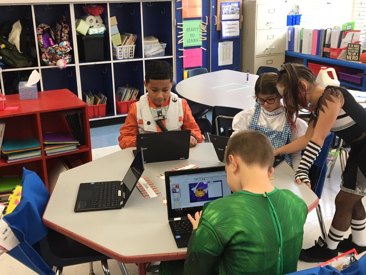 DrYannucci's tweet photo. @MrsSciaraPOB class create jack-o-lanterns on their Chromebooks. #collaboration #Halloween #obelem https://t.co/4paTvoAYeL